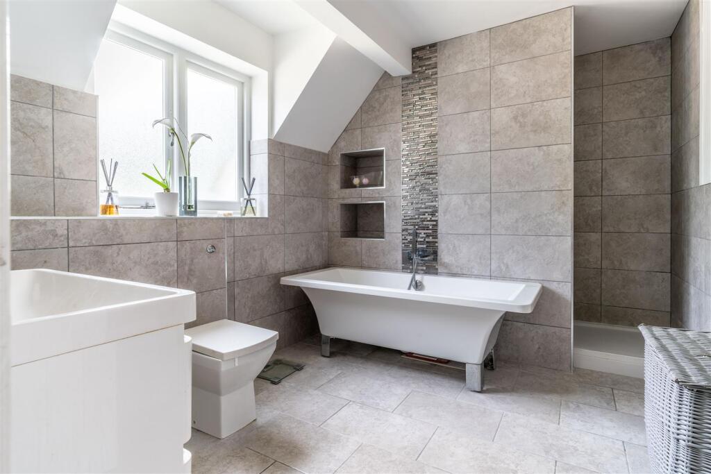 Additional property image - Harlow Common, Harlow