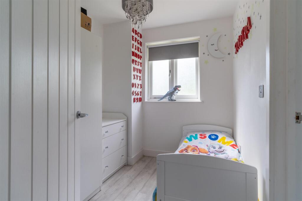 Additional property image - Harlow Common, Harlow