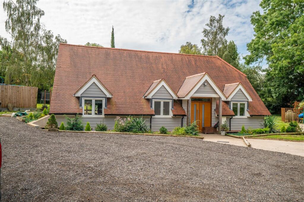 Additional property image - Harlow Common, Harlow