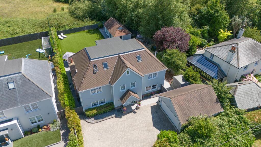 Main image of property: Epping Green, Epping
