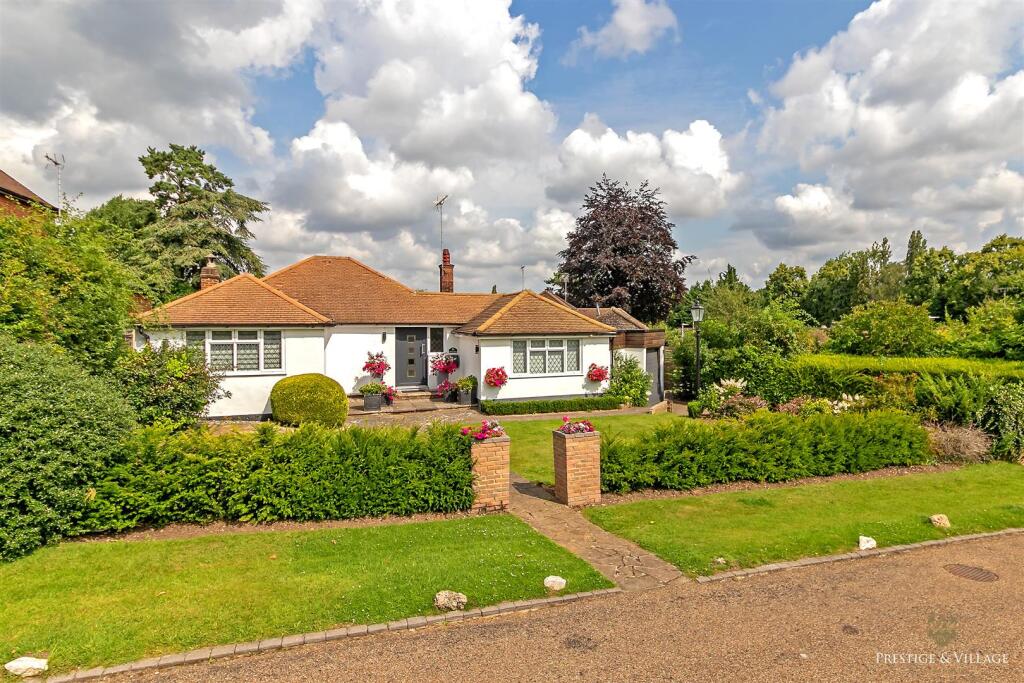Main image of property: Goodyers Avenue, Radlett