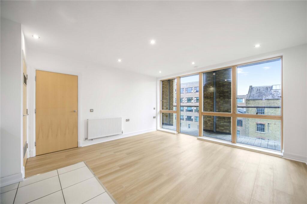 Main image of property: Hertford Road, London, N1
