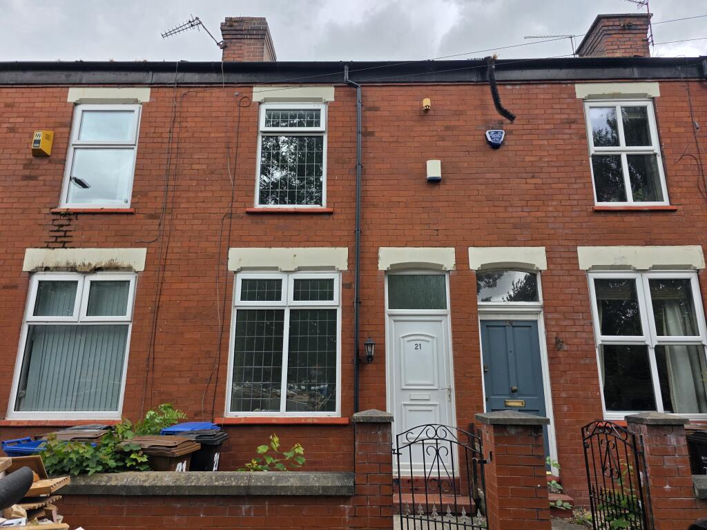 Main image of property: Kimberley Street SK3