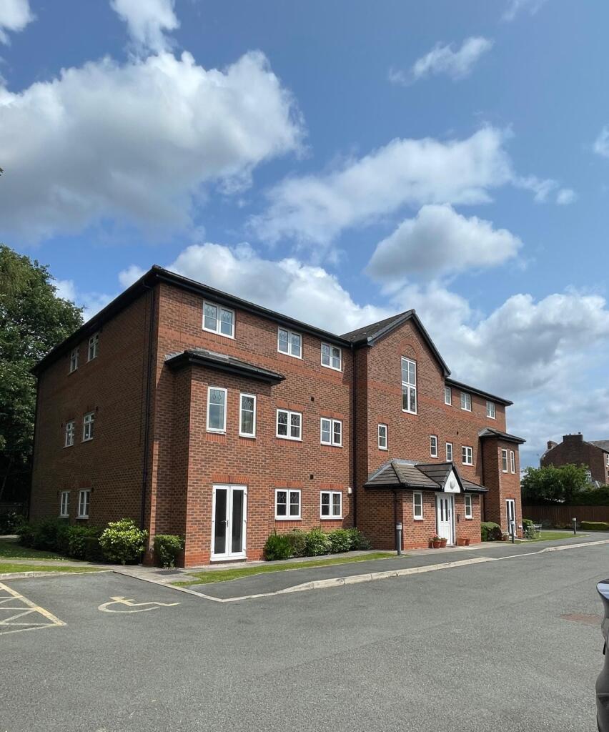 Main image of property: Oakley Villas, Heaton Moor, SK4
