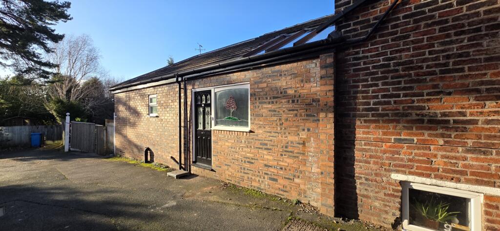 Main image of property: Buxton Road SK2