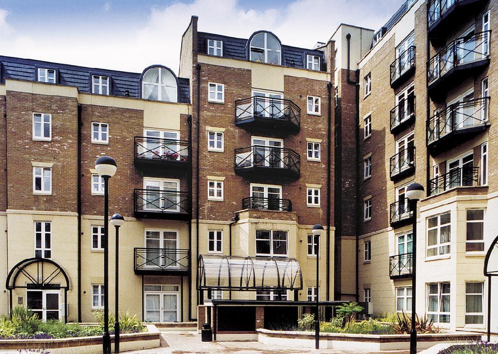 Main image of property: Swan Street, London, SE1