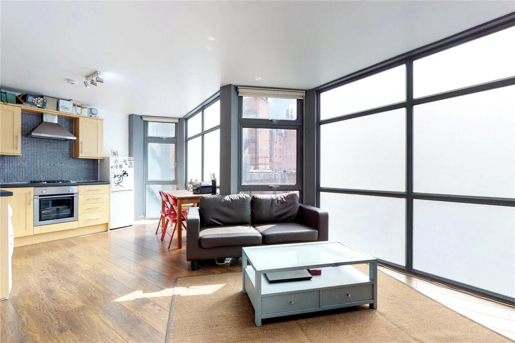 Main image of property: Gunthorpe Street, Aldgate, London, E1