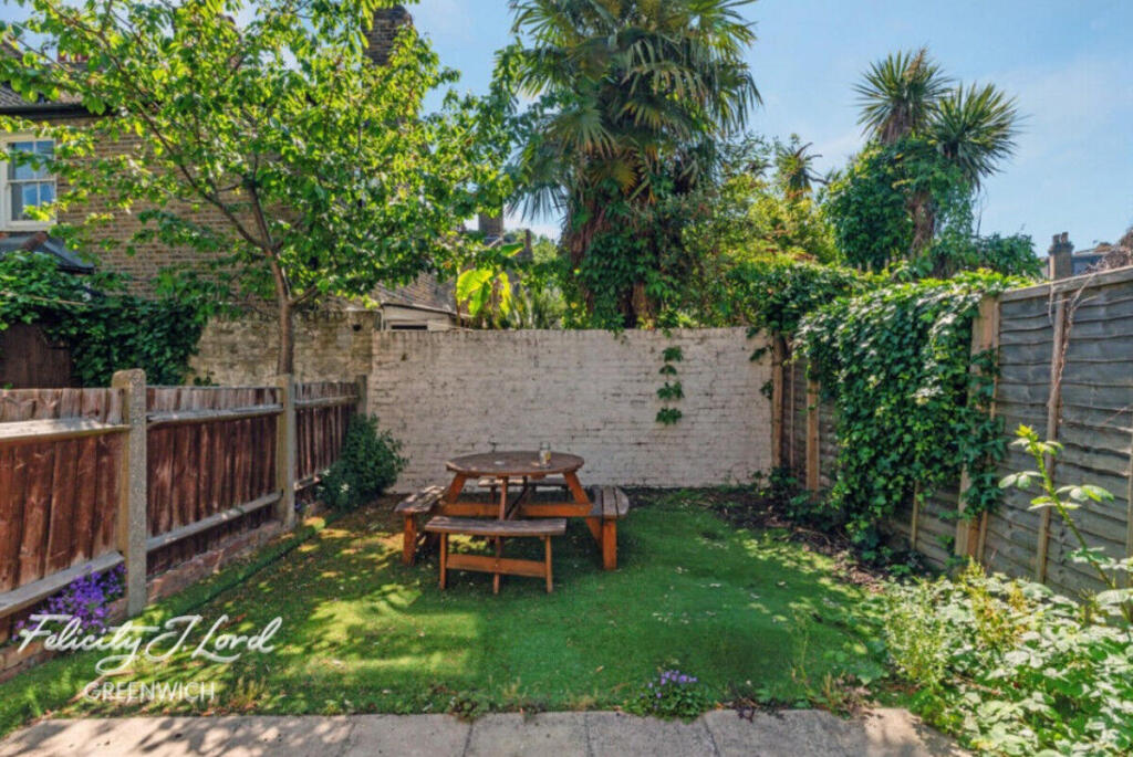Main image of property: Alloa Road, London