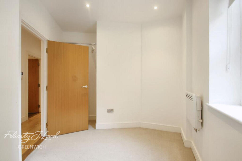 Main image of property: Ashburnham Place, London