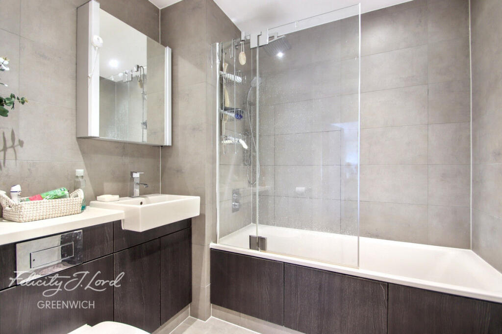 Main image of property: River Gardens Walk, London