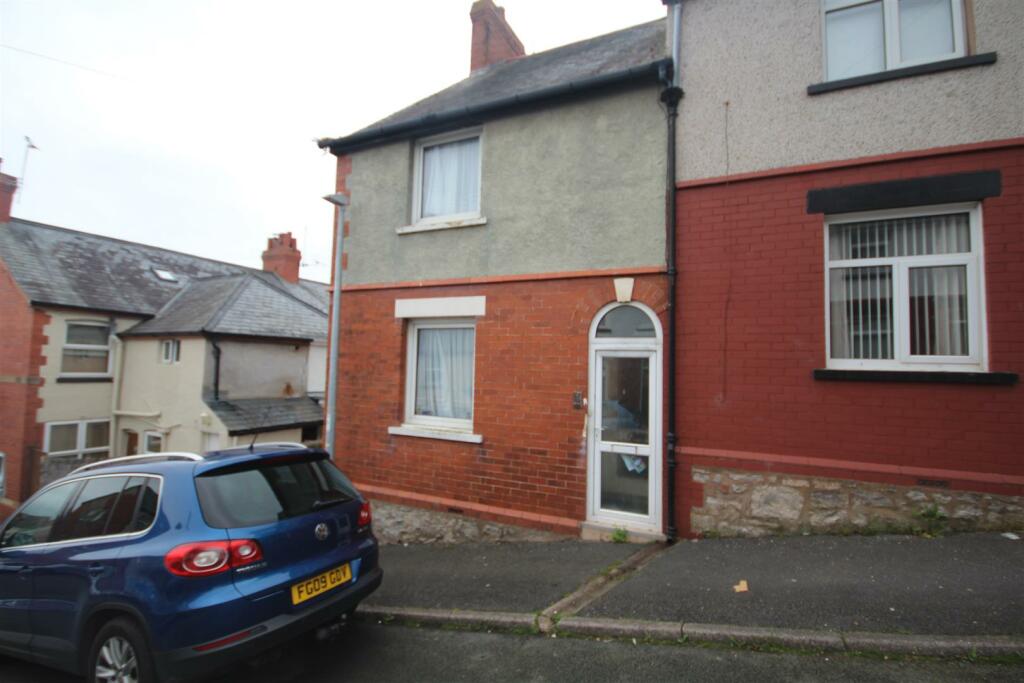 House for sale in Brynteg Avenue, Old Colwyn, Colwyn Bay, LL29