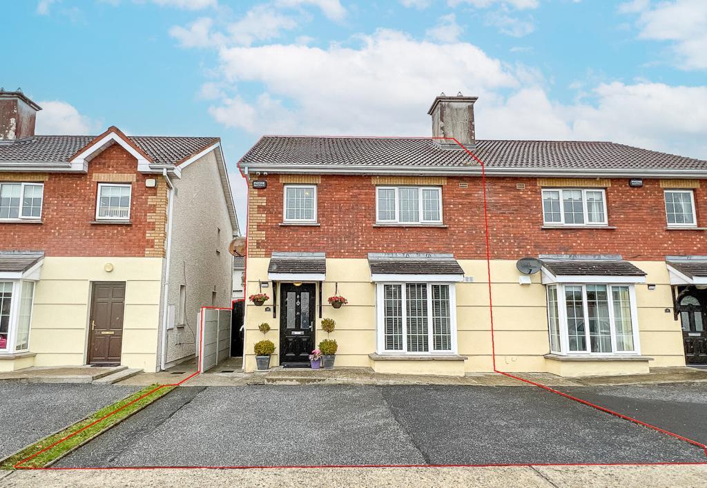 Main image of property: 35 Ashfield East, Old Golf Links Road, Kilkenny, R95 D8C3