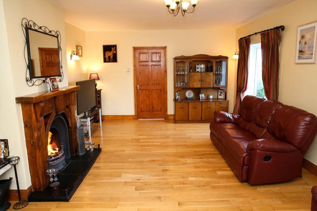 4 bedroom detached bungalow for sale in Gorseridge House, Woollengrange