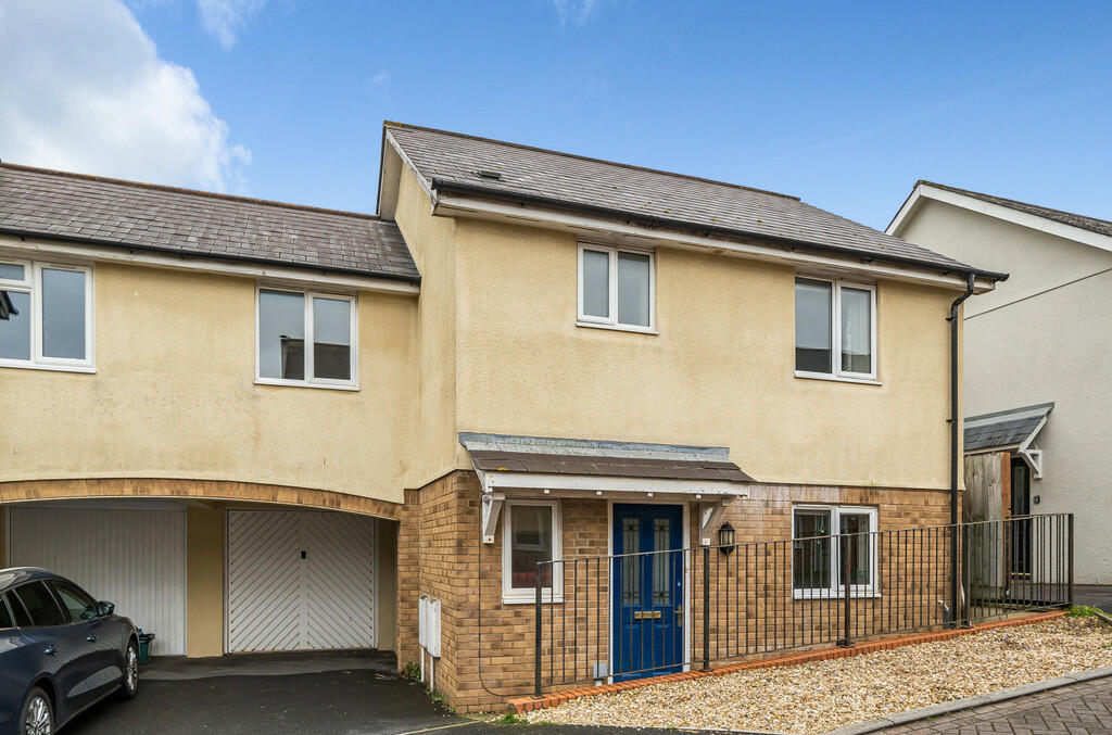 3 bedroom semidetached house for sale in Haytor Park, Kingsteignton, TQ12