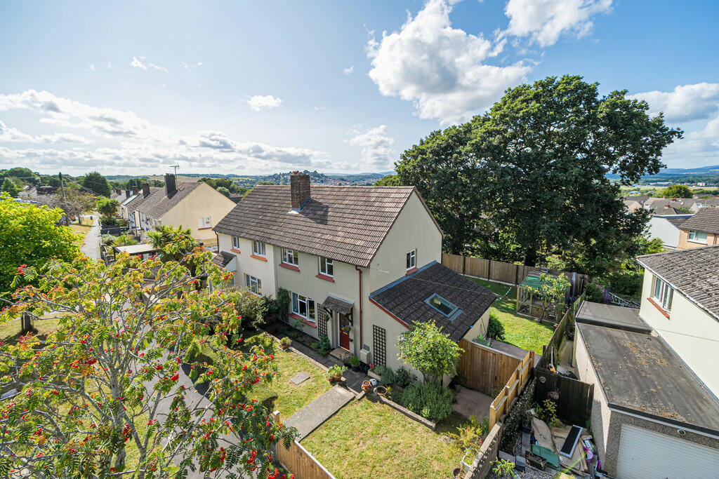 Main image of property: Oakland Road, Newton Abbot, TQ12 4EF