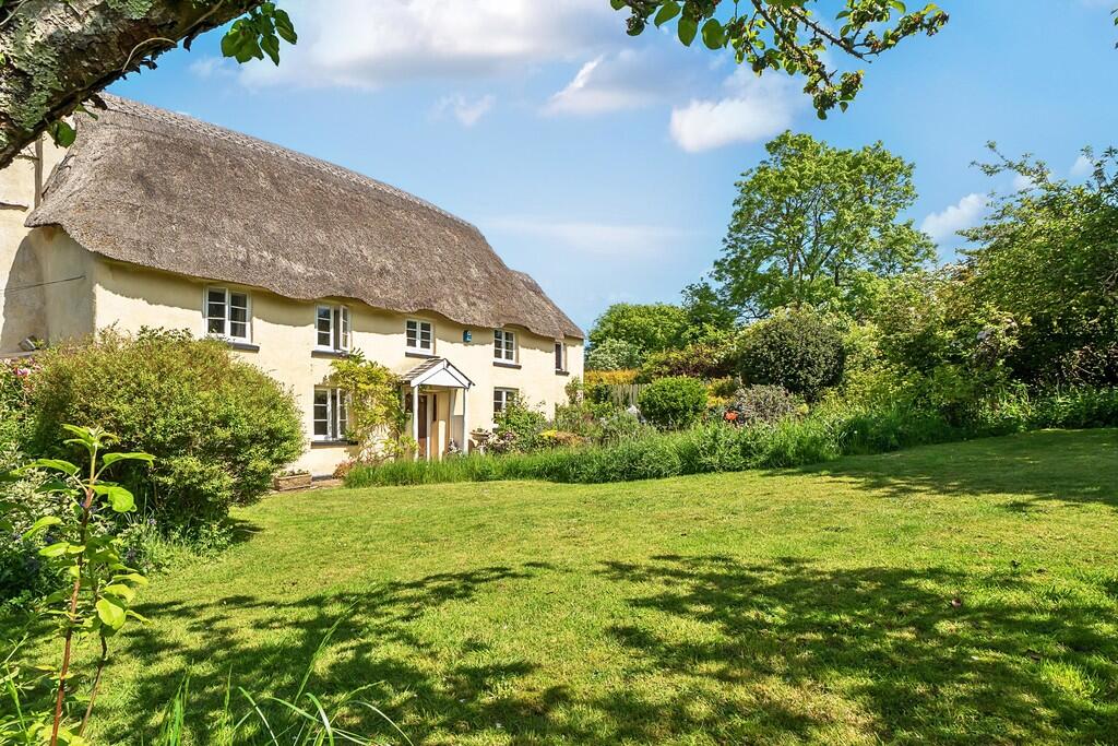 Main image of property: East Ogwell, TQ12 6BH