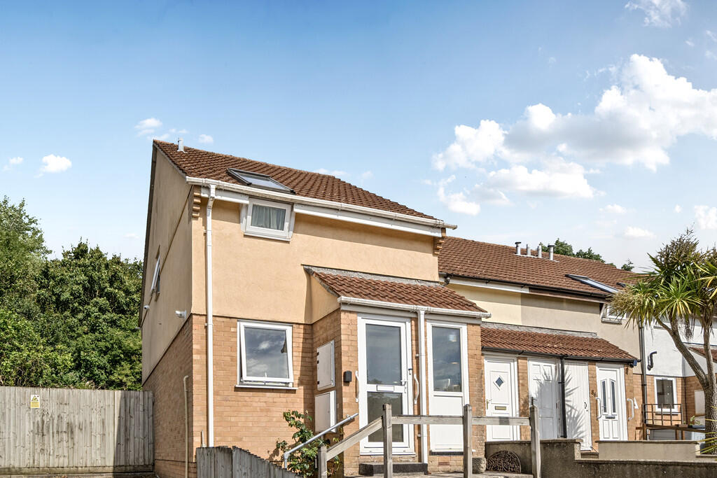 Main image of property: Howards Way, Newton Abbot, TQ12 4HX