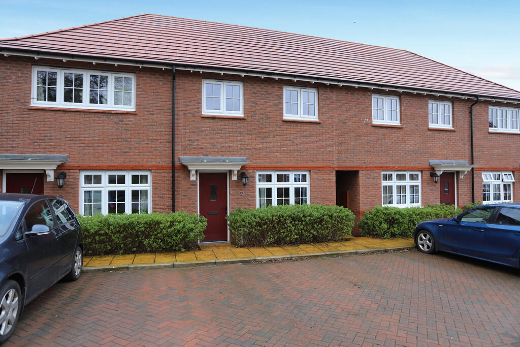 Main image of property: Foxglove Close, Newton Abbot, TQ12 1ED