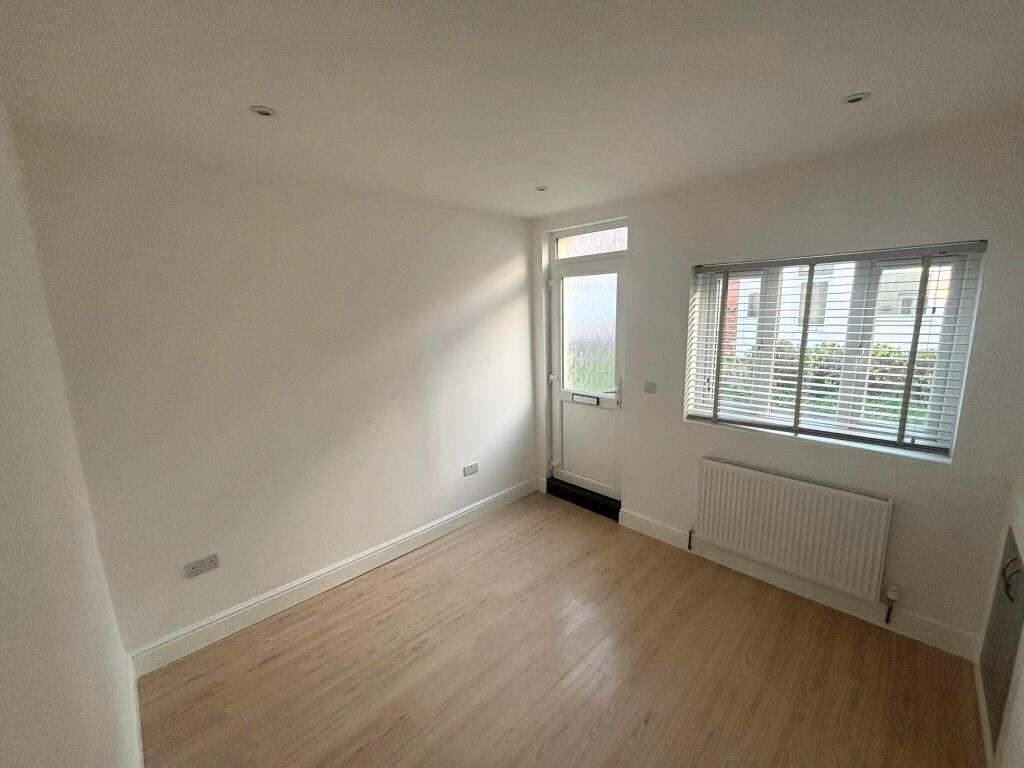 Main image of property: Albany Terrace, Lincoln, LN5