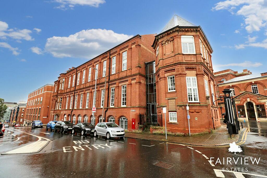 1 bedroom flat for rent in Park Row, Charles House Park Row, NG1