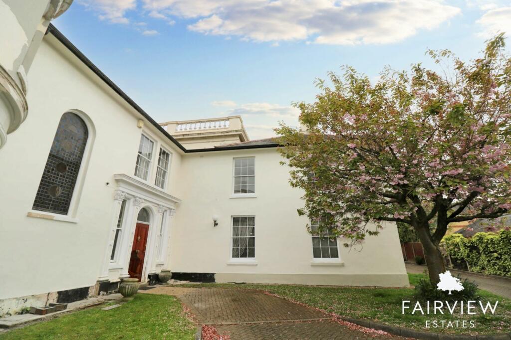 Main image of property: The Cedars, Nottingham, NG5