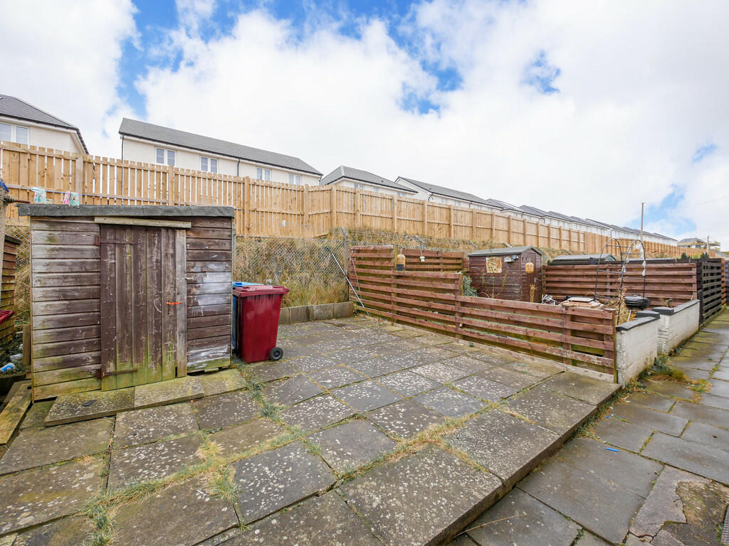 Additional property image - 24 Mains Drive Dundee DD4 9BW