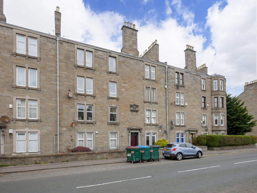 Main image of property: G/R 325 Clepington Road Dundee DD3 8BH