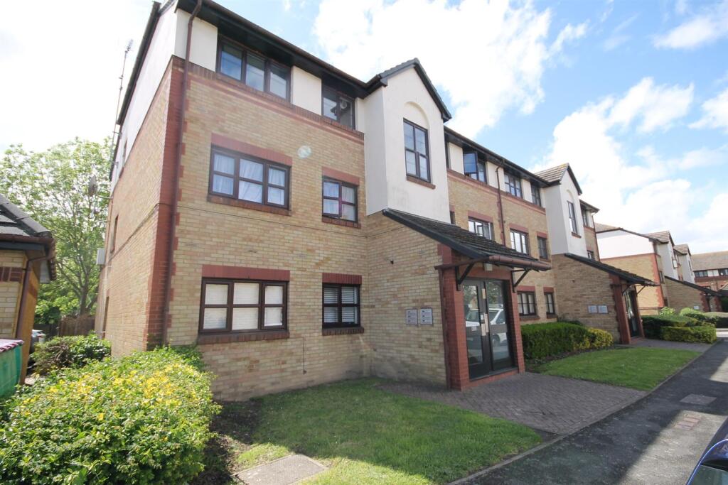 Main image of property: 59 Foxglove Way, Wallington