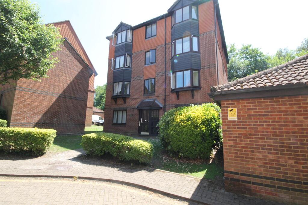 Main image of property: Turnpike Lane, Sutton