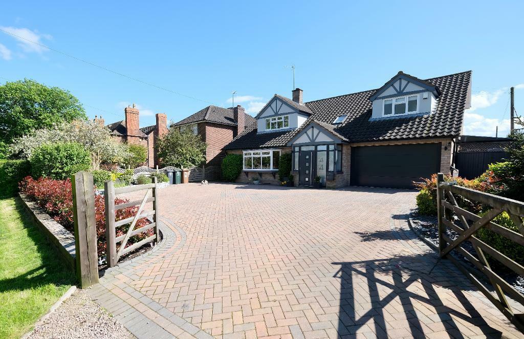 5 bedroom detached house for sale in Guarlford Road, Barnards Green