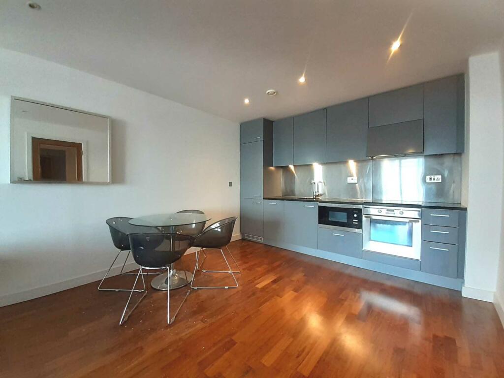 2 bedroom apartment for rent in City Lofts Princes Dock, 1 William Jessop Way, Liverpool, L3 1DJ, L3