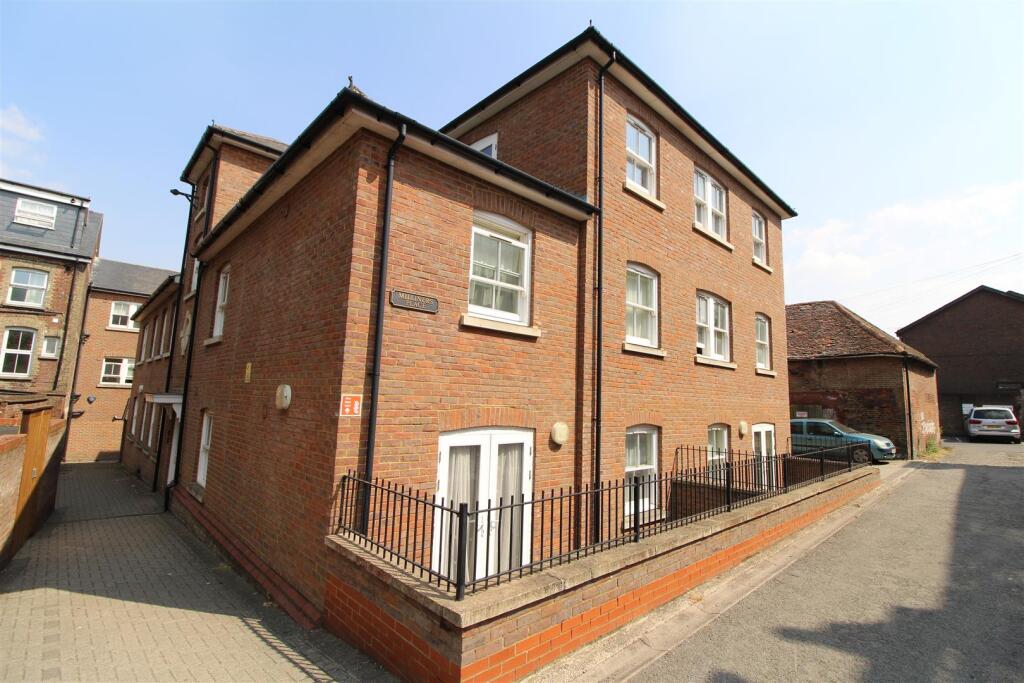 Main image of property: Milliners Place, DUNSTABLE