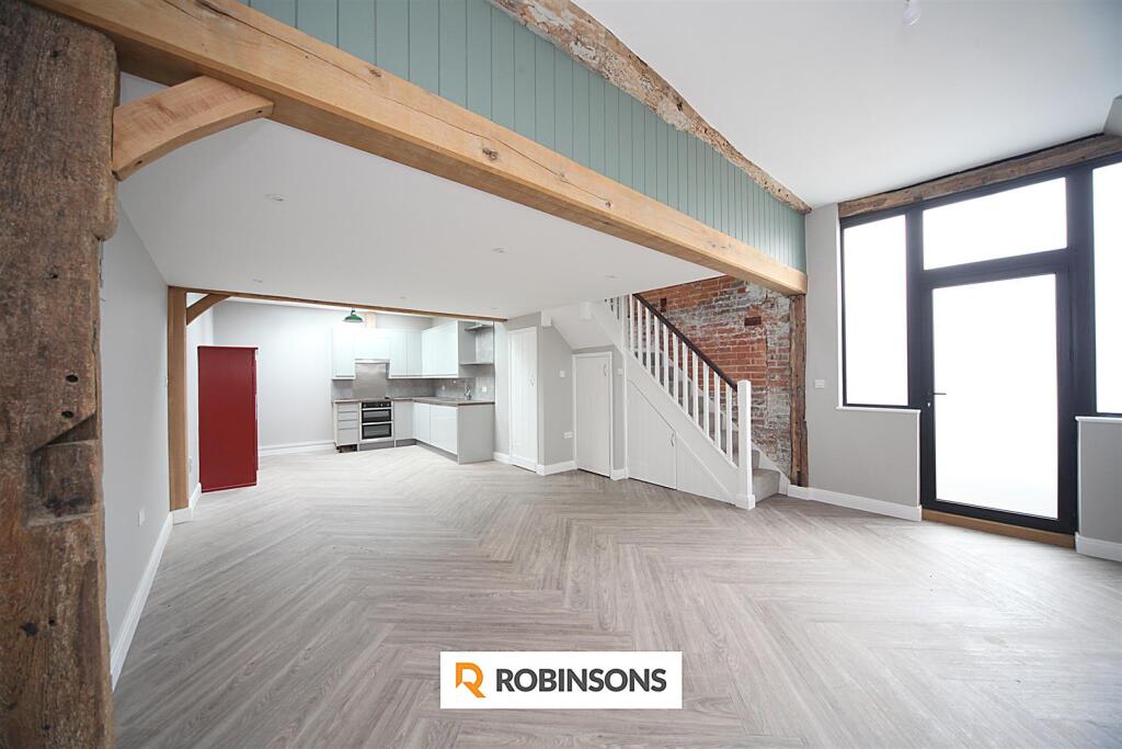 Main image of property: High Street, Edlesborough, Dunstable