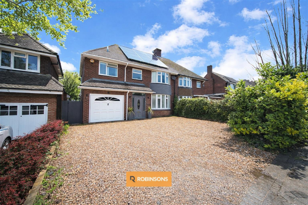 Main image of property: Tring Road, Dunstable