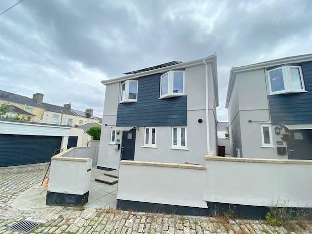 Main image of property: Cobble Mews, Plymouth