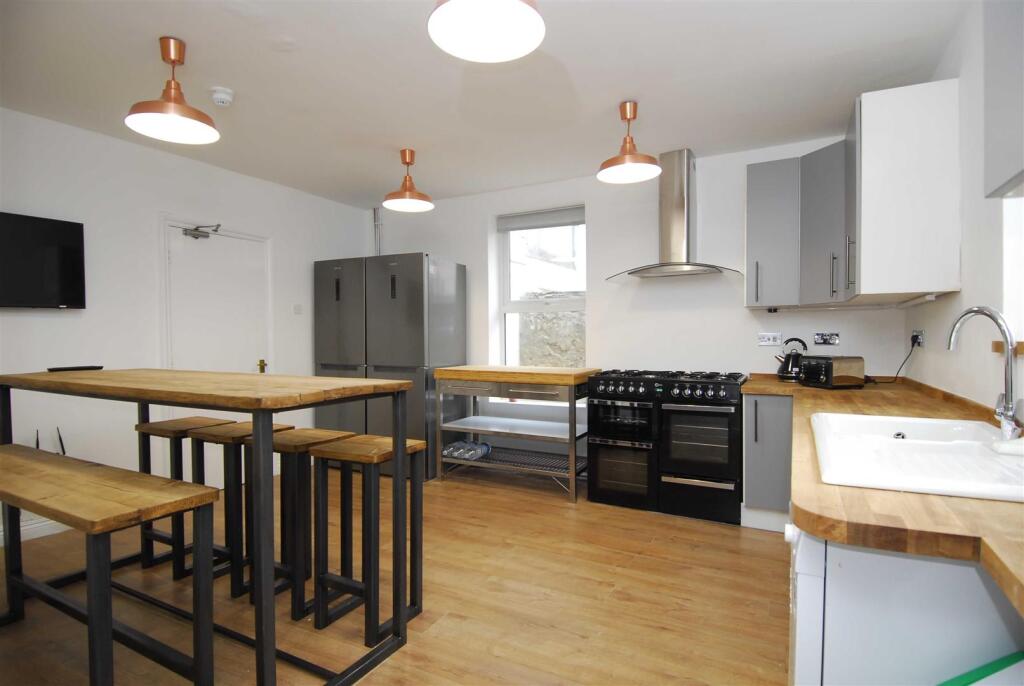 Main image of property: Headland Park, Plymouth