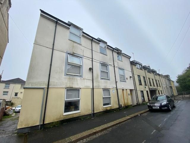 14 bedroom end of terrace house