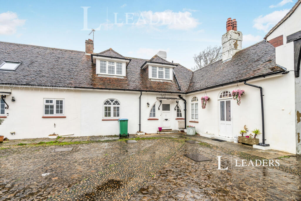 Main image of property: The Courtyard, Court Cottage, Fish Lane, Bognor Regis, PO21
