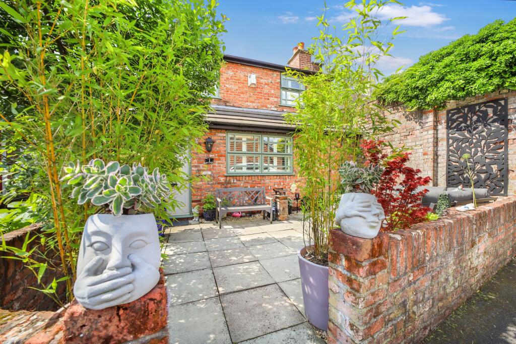 Main image of property: Rob Lane, Newton-Le-Willows, WA12