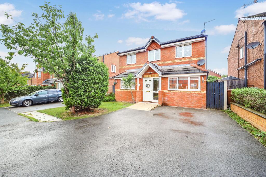 Main image of property: Luntswood Grove, Newton-Le-Willows, WA12