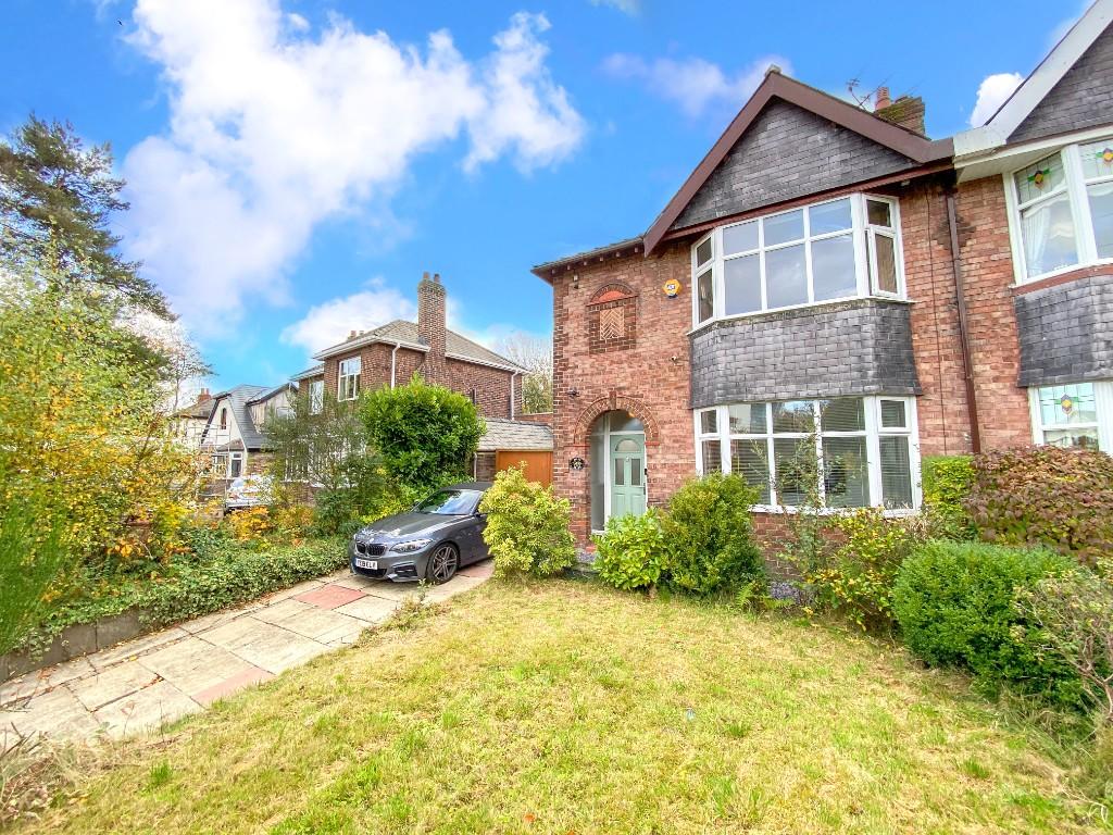 3 bedroom semidetached house for sale in Ashton Road, NewtonLe