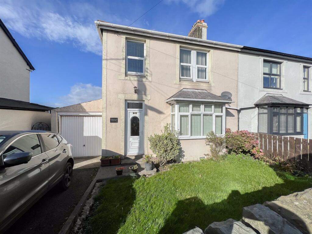 3 bedroom semidetached house for sale in Main Street, Seahouses, NE68
