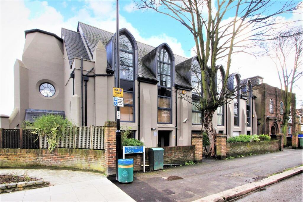 2 bedroom apartment for rent in Trewsbury Road, Sydenham, London, SE26