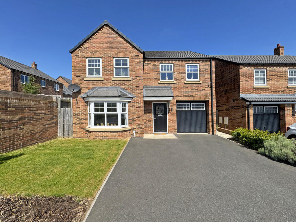 4 bedroom detached house