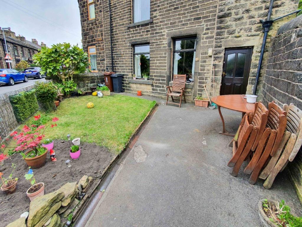 3 bedroom terraced house for sale in Platt Lane, Dobcross, Saddleworth, OL3