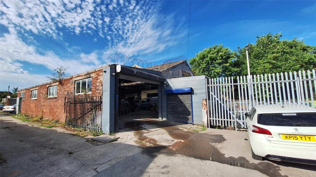 Main image of property: Hoylake Road, Wirral, Merseyside, CH46