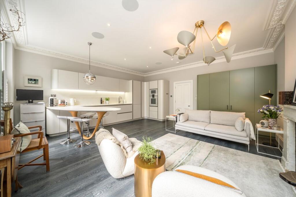 Main image of property: St. Georges Square, Pimlico