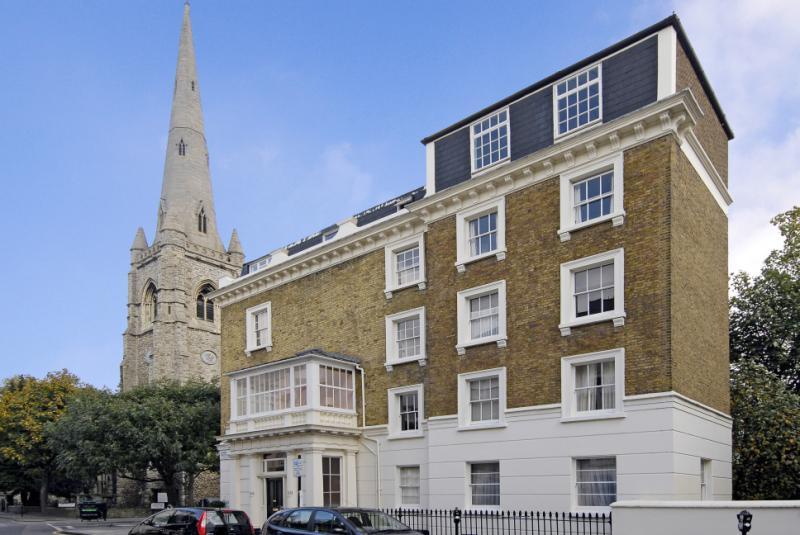 studio flat for rent in Cambridge Street, London, SW1V