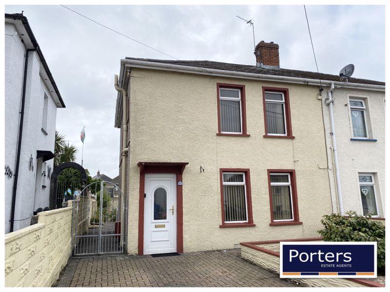 3 bedroom semidetached house for sale in Heol Ynysawdre Bridgend CF32