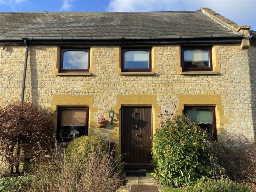 Main image of property: The Stables, Fosseway House, Stow-on-the-Wold